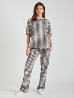 Juvia Agnes Hose, Lang 6 Juvia Agnes Hose, Lang -Zimmerli Shop JUVIA Agnes Hose lang blau 830 19 237 879 1