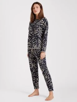 Juvia Judi Sweater -Zimmerli Shop JUVIA Judi Sweater blau 820 19 034 879 2