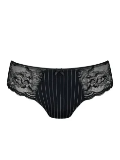 Rosa Faia Antonia Taillenslip